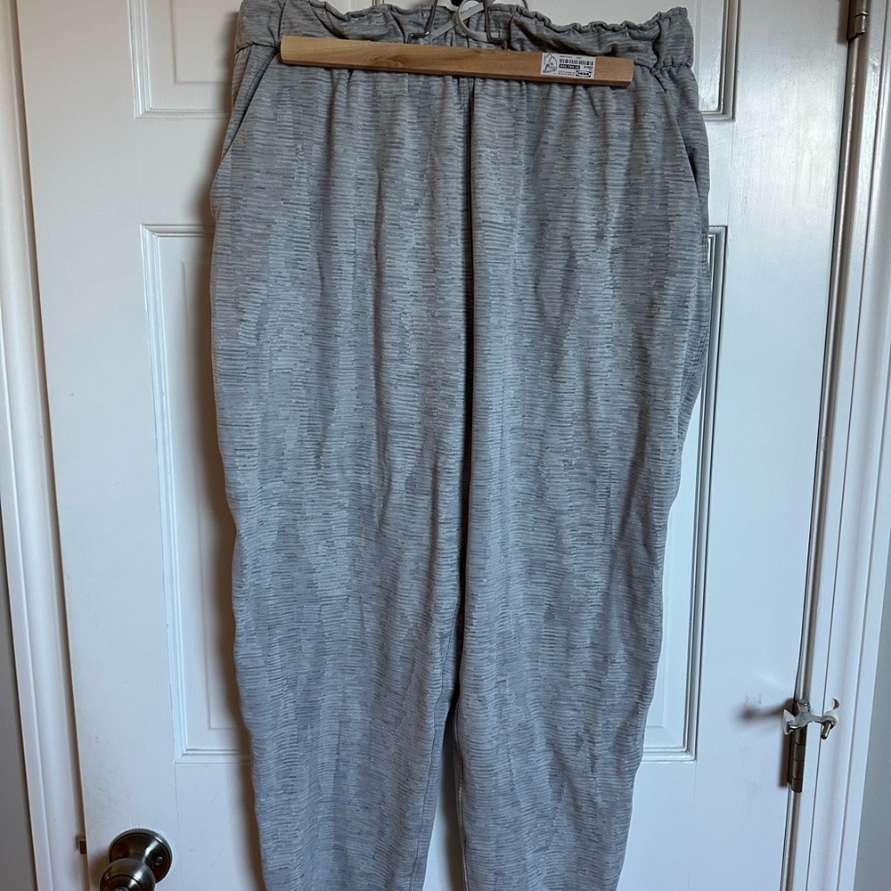 lululemon athletica Men's Heathered Gray Joggers